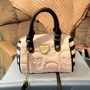 Betsy Johnson skull handbag